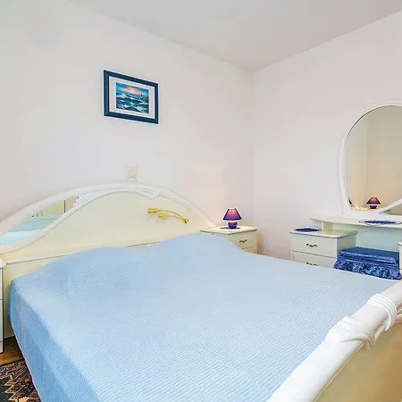Apartman Andretic Apartment Icici