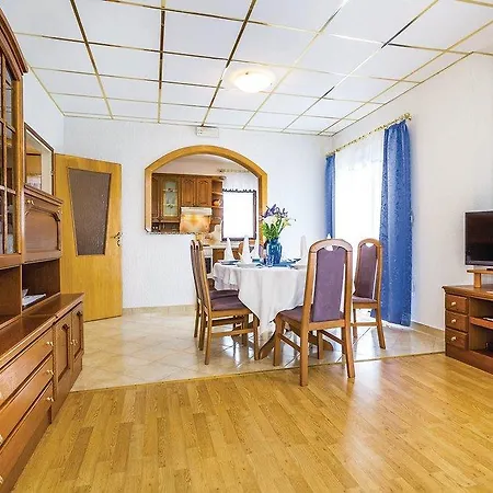 Apartman Andretic * Icici